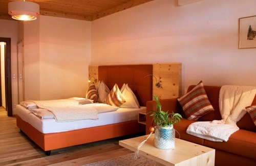 Untertschern House | Junior Suite Maibrunn - Hotel Kolmhof