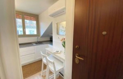 Historic Centre Apartment | Juniper House via Mazzini