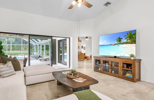 Jupiter Farms House | Jupiter Farms Country Estate: Pool, Spa, Lakefront