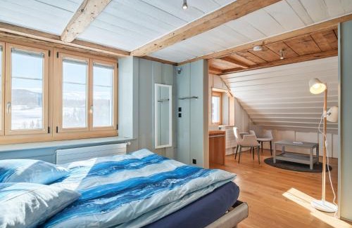 La Cote-aux-Fees Bed & Breakfast | Jurabelle
