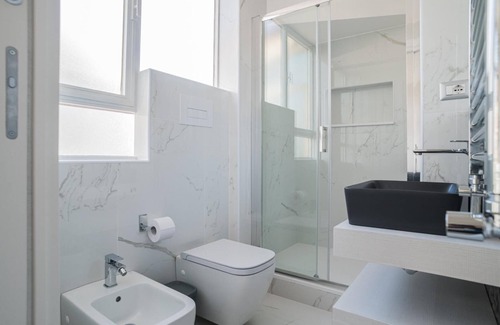 Quartiere XVII Trieste Bed & Breakfast | Just 2 minutes from Libia stop, B&B Damagi is centrally located & suitable for everyone!