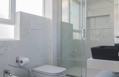 Quartiere XVII Trieste Bed & Breakfast | Just 2 minutes from Libia stop, B&B Damagi is centrally located & suitable for everyone!
