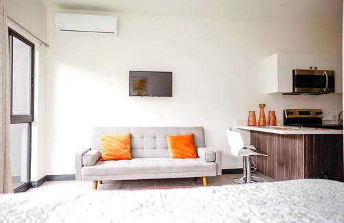 Alajuela Apartment | Just 5 minutes from airport with pool and guarded.