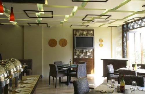 DLF Phase 3 Hotel | ​juSTa Gurgaon