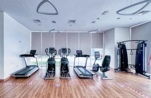 Jumeirah Village Circle Apartment | JVC Studio Rooftop Pool & Gym Golf Course View
