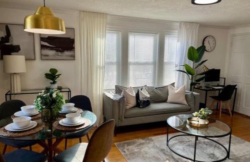 Wellington Hill Apartment | JXN Services BnB - Your Home Away from Home!
