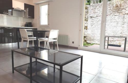 Pont-l'Abbe Apartment | kérentrée - Appartement en centre ville avec terrasse et parking privé