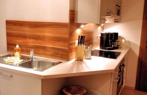 Thomatal Apartment | Königstuhl/living/bedroom/shower - Ferienwohnungen Almsonne