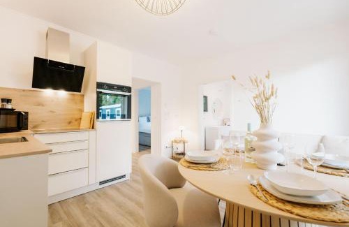Greetsiel Apartment | Küsten Suite de See - Suite 1 direkte Deichlage, Terrasse, 53qm