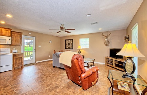 South Toledo Bend Cabin | K&M Lake Rentals Cabin #1