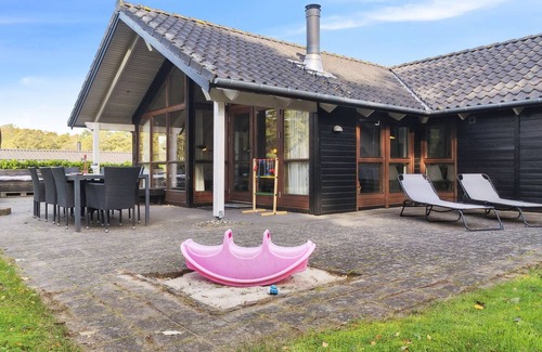 Aabenraa House | "Kaarina" - 250m from the sea by Interhome