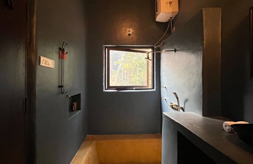 Kudrasthe Bed & Breakfast | KaatiKaadu