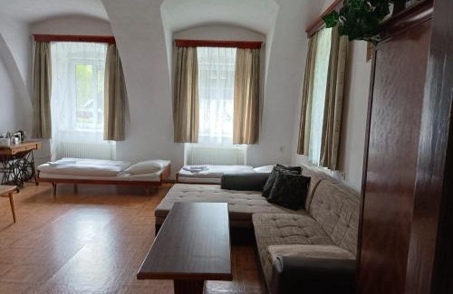 Kadov Apartment | Kadovský dvůr