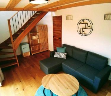 Mnichovo Hradiste House | Kafé Ořech