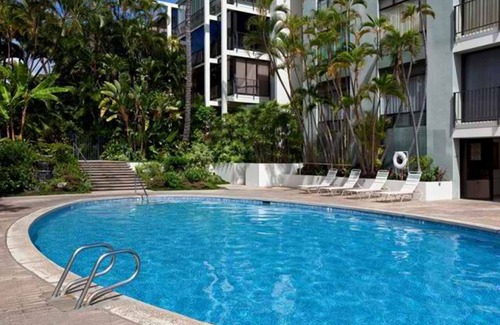 Waialae Iki Condo | Kahala Beach #446 Vacation Rental