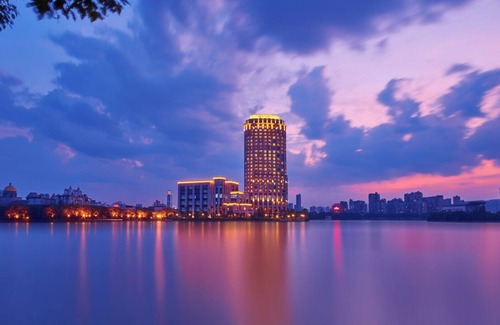 Qingshan Lake Scenic Area Hotel | Kai Mei Grand Hotel