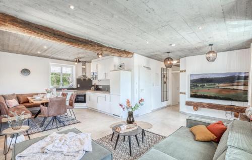 Irrhausen Apartment | Kaisermantel