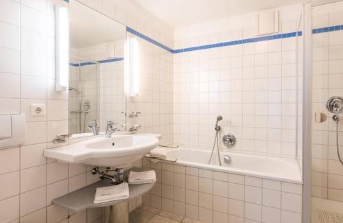 Heringsdorf Apartment | Kaiservillen Heringsdorf - Ferienwohnung mit 1 Schlafzimmer und Balkon D122