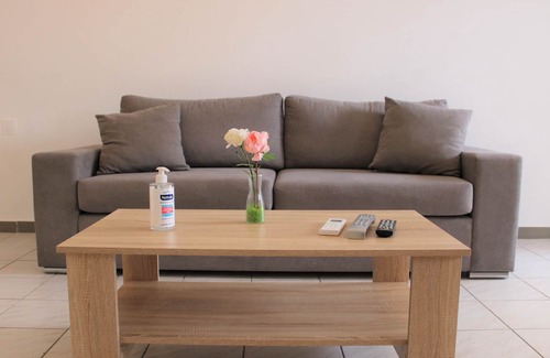 Kalamaki Apartment | Kalamaki Plaza Apartments 'kalimera'