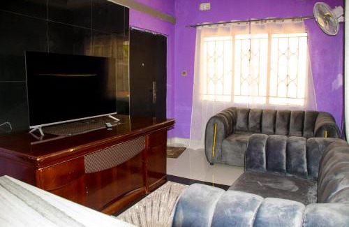 Central Apartment | Kalebalika Meanwood KKIA apartments