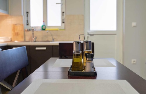 Moschato-Tavros Apartment | Kallithea train station 1 bedroom for 2 persons