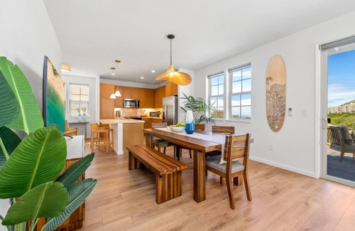 Makaha Valley House | Kalo Homes - Moana Beach Cottage