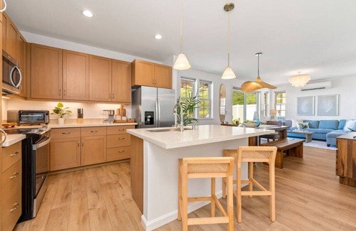 Makaha Valley House | Kalo Homes - Moana Beach Cottage