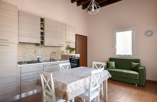 Kalsa Apartment | Kalsa Apartment with Terrace by Wonderful Italy