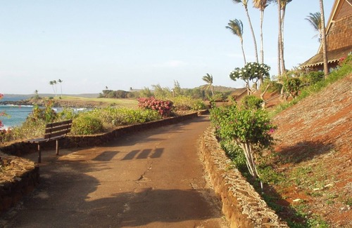Maunaloa Cottage | Kaluako'i Resort Cottage 1A Beachfront Rental - Molokai, Hawaii