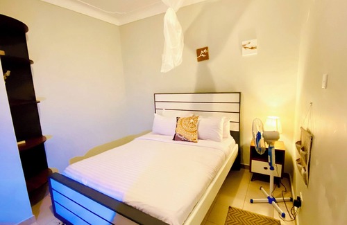 Kireka Bed & Breakfast | Kalys Vacation Homes: Serene bed & breakfast with WiFi in Wakiso