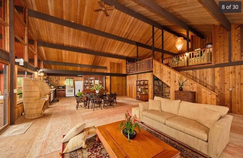 Volcano Cabin | Kamaka Cabin -A rainforest retreat near Natl. Park
