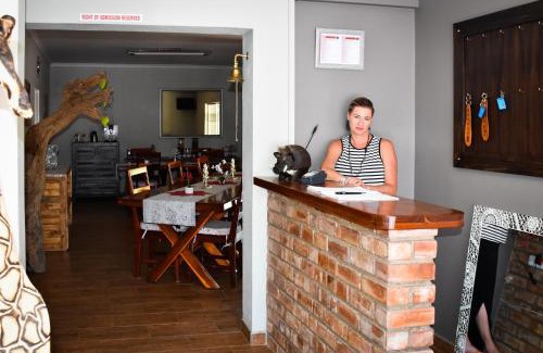 Otjiwarongo Bed & Breakfast | Kamaku Guesthouse cc