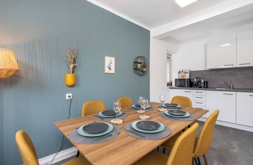 Frankenberg House | Kamingo for 12 people - Central, terrace, PS4 & Stream