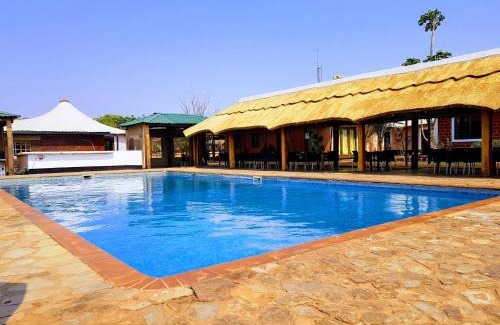 Kolwezi Hotel | Kampi Ya Boma Kolwezi