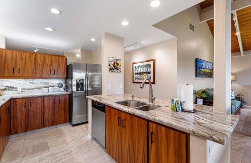 Keauhou Condo | Kanaloa at Kona 3303: Luxe Oceanfront 3BR Condo w/Pacific Views, Tennis & Pools