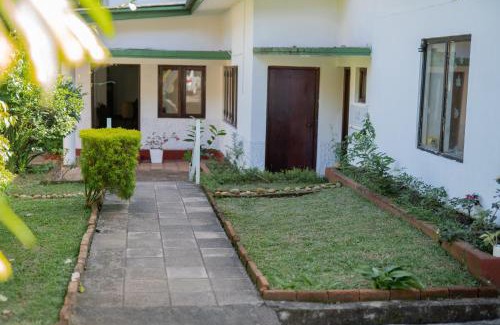 Kandy Bed & Breakfast | Kandy Boutique Villa by Fortuna Bungalows