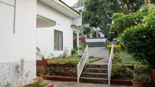 Kandy Bed & Breakfast | Kandy Boutique Villa by Fortuna Bungalows