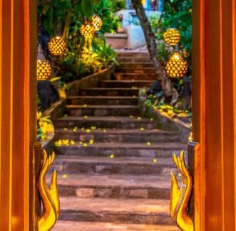 Pangmapha House | Kanlaya's Eyrie, Luxury Homestay