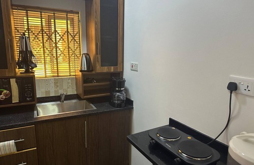 Labadi Apartment | Kans Krib