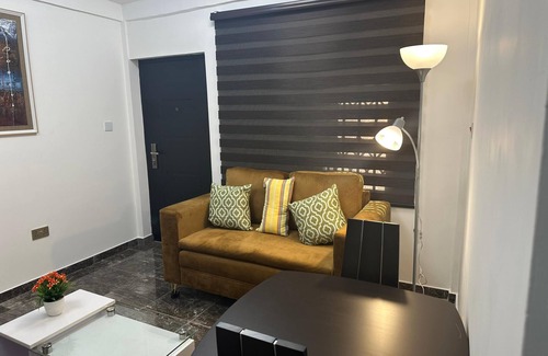 Labadi Apartment | Kans Krib