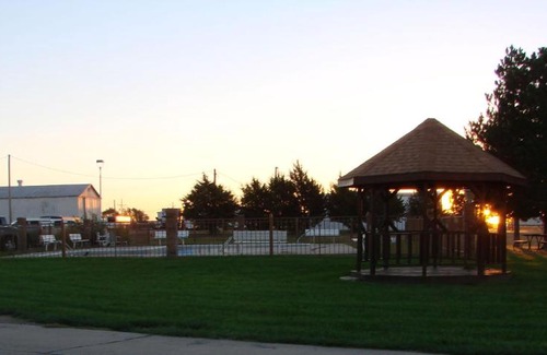 Oakley Hotel | Kansas Country Inn