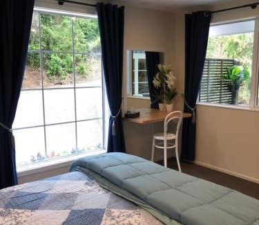 Akaroa House | Kānuka Cottage - Tranquil and relaxing