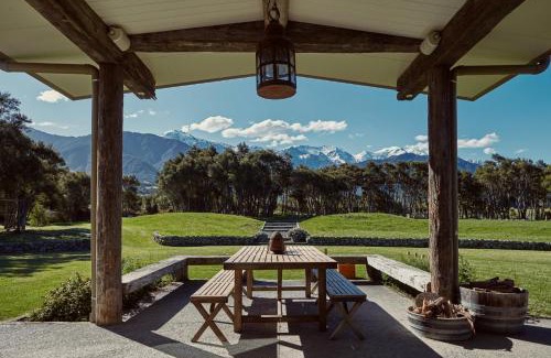 Hapuku House | Kanuka Terrace - Luxury Strawbale House