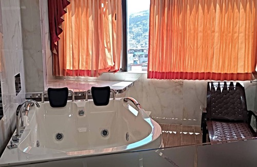 Quito Hostel | KAPITAL CITY
