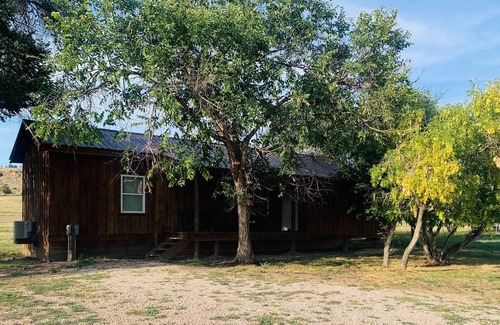 Sundance Cabin | Kara Creek Ranch - 2 Bedroom Cabin with Kitchenette #3