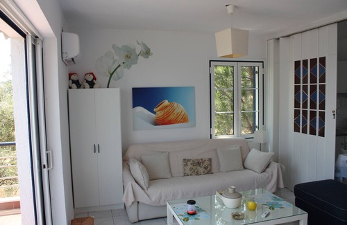Paralia Resort | Karantou summer house