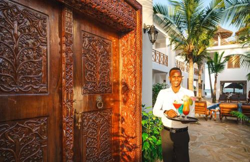 Pongwe Hotel | Karibu Beach Resort