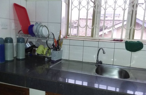 Central Kampala Apartment | KARIBU HOME NEAR ACACIA MALL- COZY & ACCESSIBLE