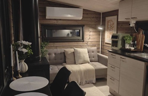 Kolari Cottage | KARPALO|Sauna|Fireplace|WiFi|BBQ|Nature|Ski|Ylläs
