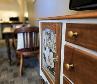 Gracetown Hotel | Karriview